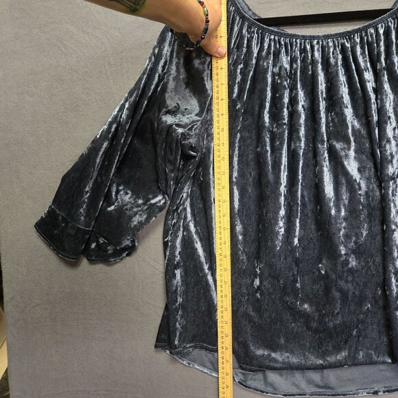 Valerie Stevens 2X Crushed Velvet Whimsigoth Boho Off-Shoulder Blouse Bell Sleev - Picture 4 of 10